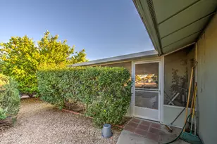 10022 W Kingswood Cir, Sun City, AZ 85351 - Photo 13