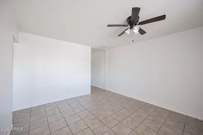 1915 N 26th Place #7, Phoenix, AZ 85008 - Photo 5