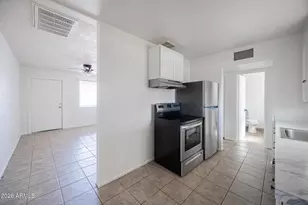 1915 N 26th Pl, Phoenix, AZ 85008 - Photo 9