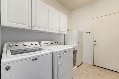 10438 E Knowles Avenue, Mesa, AZ 85209 - Photo 15