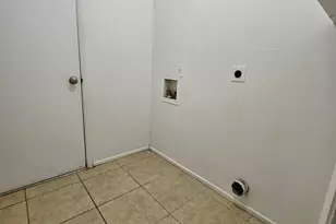 6027 W Roanoke Ave, Phoenix, AZ 85035 - Photo 7