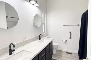 201 S Greenfield Rd, Mesa, AZ 85206 - Photo 9