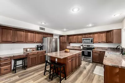 1015 E Liberty Lane, Gilbert, AZ 85296 - Photo 15