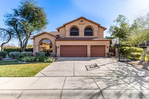 1015 E Liberty Ln, Gilbert, AZ 85296 - Photo 3