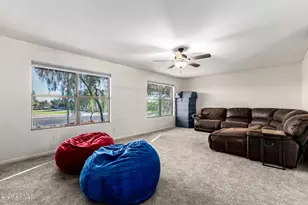 1015 E Liberty Ln, Gilbert, AZ 85296 - Photo 29