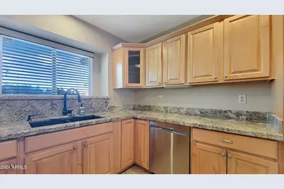 8817 E Dahlia Drive, Scottsdale, AZ 85260 - Photo 7