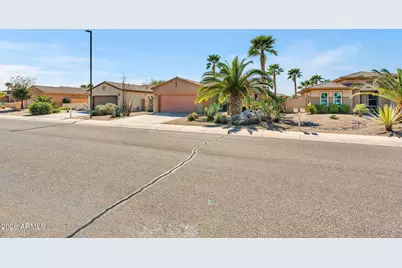 16309 W Kearney Lane, Surprise, AZ 85387 - Photo 27