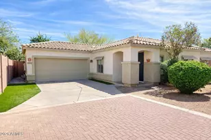 2633 E Waterview Ct, Chandler, AZ 85249 - Photo 1