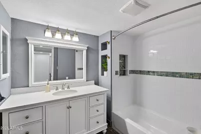 3416 N 44th Street #62, Phoenix, AZ 85018 - Photo 7