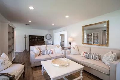 4211 E Whitton Avenue, Phoenix, AZ 85018 - Photo 9