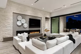 6838 E Joshua Tree Ln, Paradise Valley, AZ 85253 - Photo 11