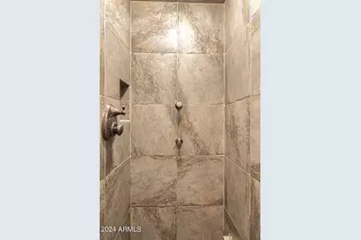 8643 E Sandalwood Drive, Scottsdale, AZ 85250 - Photo 33