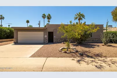 8643 E Sandalwood Drive, Scottsdale, AZ 85250 - Photo 1