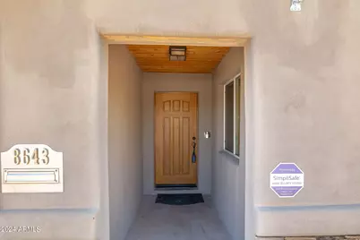 8643 E Sandalwood Drive, Scottsdale, AZ 85250 - Photo 3