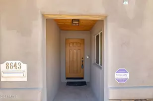 8643 E Sandalwood Dr, Scottsdale, AZ 85250 - Photo 3