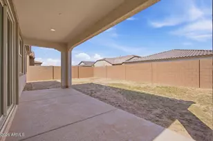 2542 W Pecan Rd, Phoenix, AZ 85041 - Photo 27