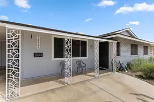 10026 W Riviera Dr, Sun City, AZ 85351 - Photo 9