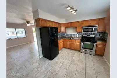 933 E Harry Street, Tempe, AZ 85288 - Photo 3