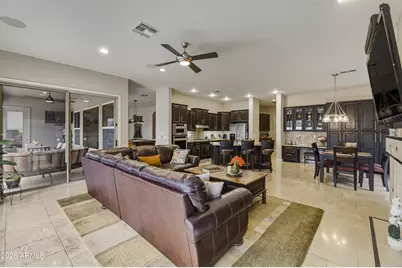 636 E Vermont Drive, Gilbert, AZ 85295 - Photo 15