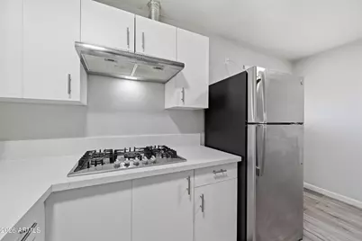 3025 N 32nd Street #Apt 49, Phoenix, AZ 85018 - Photo 7