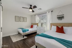 2407 S Allred Dr, Tempe, AZ 85282 - Photo 17