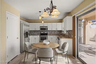 247 W Oxford Lane, Gilbert, AZ 85233 - Photo 3