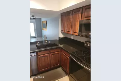 815 E Grovers Avenue #Unit 30, Phoenix, AZ 85022 - Photo 5