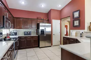 110 S Laura Ln, Casa Grande, AZ 85194 - Photo 17