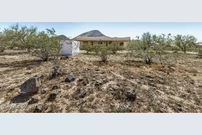 2244 E Cavalry Road, New River, AZ 85087 - Photo 35