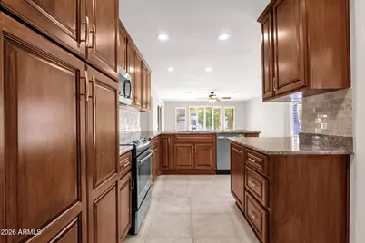 19041 N Lake Forest Drive, Sun City, AZ 85373 - Photo 11