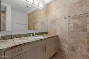 7117 E Rancho Vista Dr, Scottsdale, AZ 85251 - Photo 15