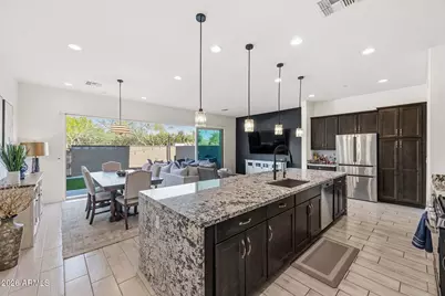 1912 W Kinfield Trail, Phoenix, AZ 85085 - Photo 3