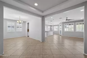 2138 W Ian Dr, Phoenix, AZ 85041 - Photo 7