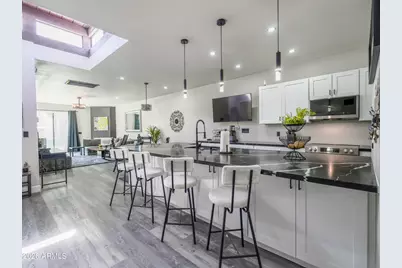 7663 E Pleasant Run, Scottsdale, AZ 85258 - Photo 11