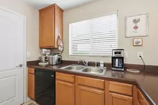 43752 W Arizona Ave, Maricopa, AZ 85138 - Photo 21