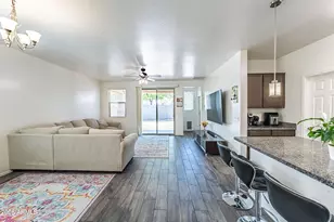 8924 N 102nd Ln, Peoria, AZ 85345 - Photo 9