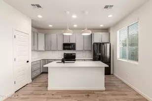 20 E Salado St, Mesa, AZ 85201 - Photo 17