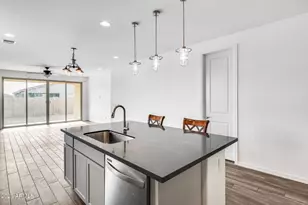 13329 W Lariat Ln, Peoria, AZ 85383 - Photo 15