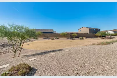 13329 W Lariat Lane, Peoria, AZ 85383 - Photo 31