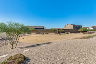 13329 W Lariat Ln, Peoria, AZ 85383 - Photo 31