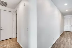 13329 W Lariat Ln, Peoria, AZ 85383 - Photo 9