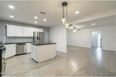 4208 E Wilshire Drive, Phoenix, AZ 85008 - Photo 11