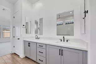 2374 E Rihl Rd, San Tan Valley, AZ 85140 - Photo 15