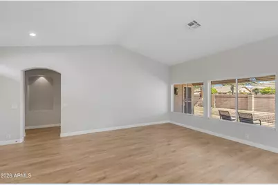 8737 W Kimberly Way, Peoria, AZ 85382 - Photo 7