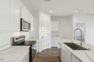 1554 E Glazier Dr E, Casa Grande, AZ 85122 - Photo 5