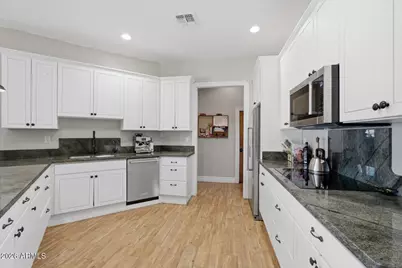 21851 W South Mountain Avenue, Buckeye, AZ 85326 - Photo 19