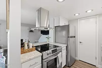 4232 N 82nd Street, Scottsdale, AZ 85251 - Photo 13