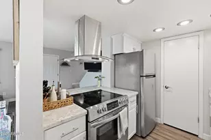 4232 N 82nd St, Scottsdale, AZ 85251 - Photo 13