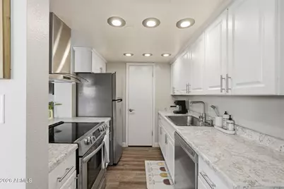 4232 N 82nd Street, Scottsdale, AZ 85251 - Photo 3