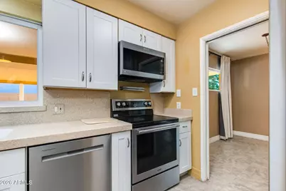 4608 E Virginia Avenue, Phoenix, AZ 85008 - Photo 9